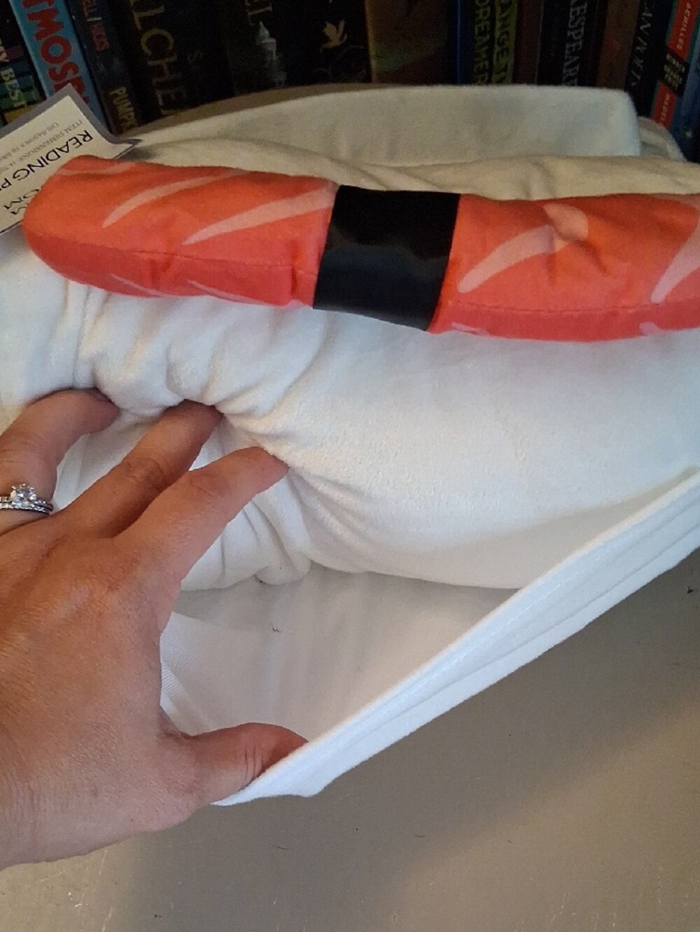 Sushi Reading Pillow - Picture 3 of 4